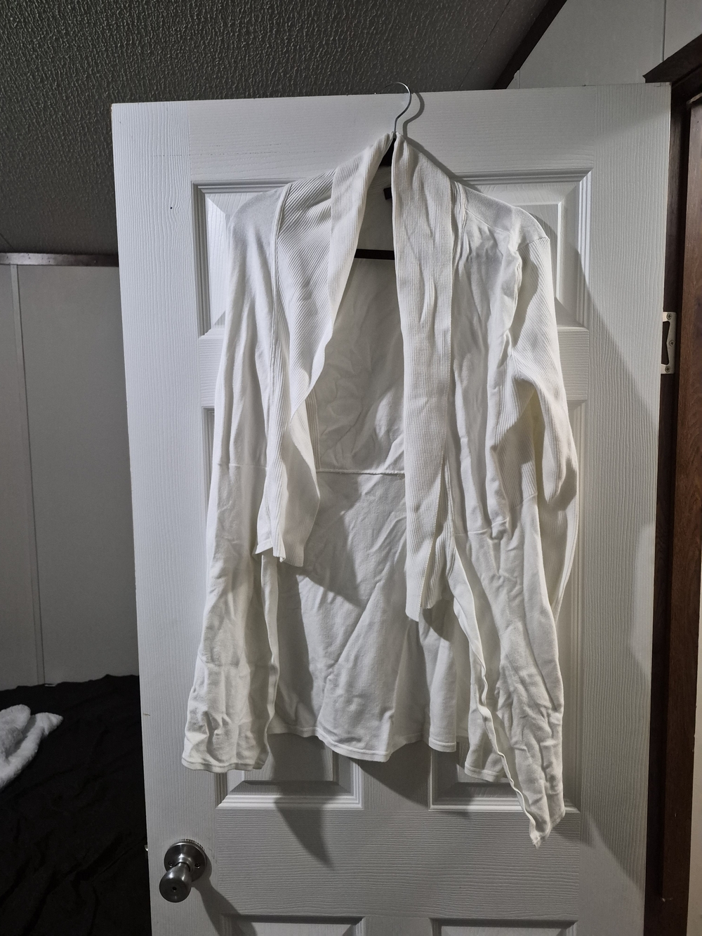 White House Black Market White Open-Front Lightweight Cardigan